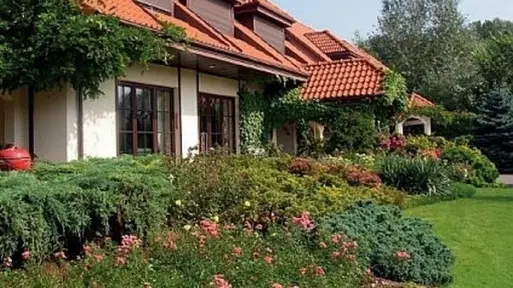 Ogród "perełka" na obrzeżu miasta | Reportaż ogrodowy