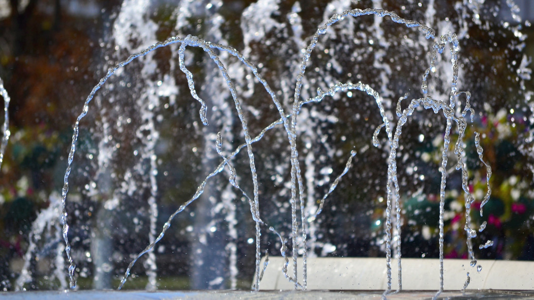 Urządzenia do obiegu wody filtrowania fountain-3823376 Pixabay