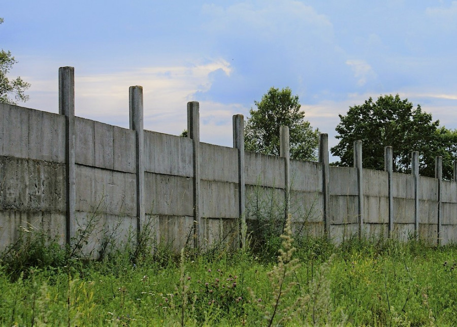 Panele betonowe do ogrodzenia ogrodu
