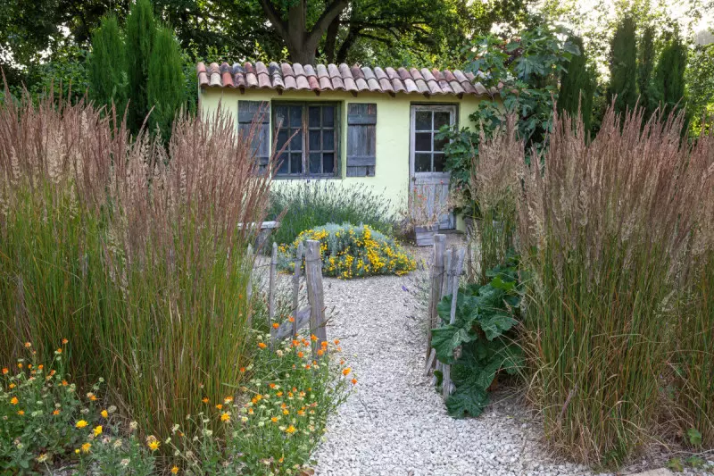 7+ pomysłów na ogród preriowy - ogród wiejski fot. MAK MEDIA GAP GARDENS