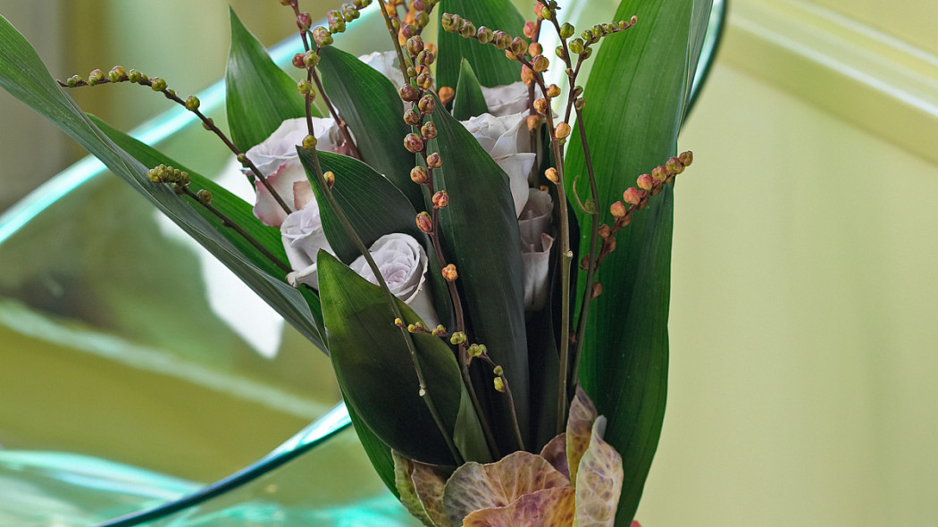 Aspidistra wyniosła w bukiecie, fot. Flower Council Holland