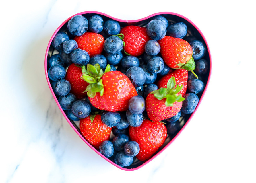 owoce jagodowe na wzmocnienie odporności fot. Omi Sido - Pixabay