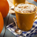 Pumpkin Spice Latte – kawa z mlekiem i dynią