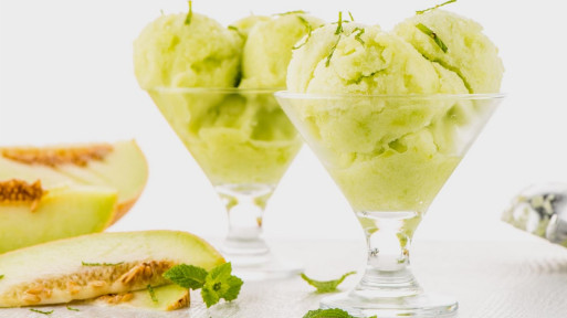 Domowy sorbet melonowy – orzeźwiający deser! 