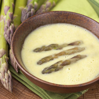 Zupa krem ze szparagów – smaczna i pożywna