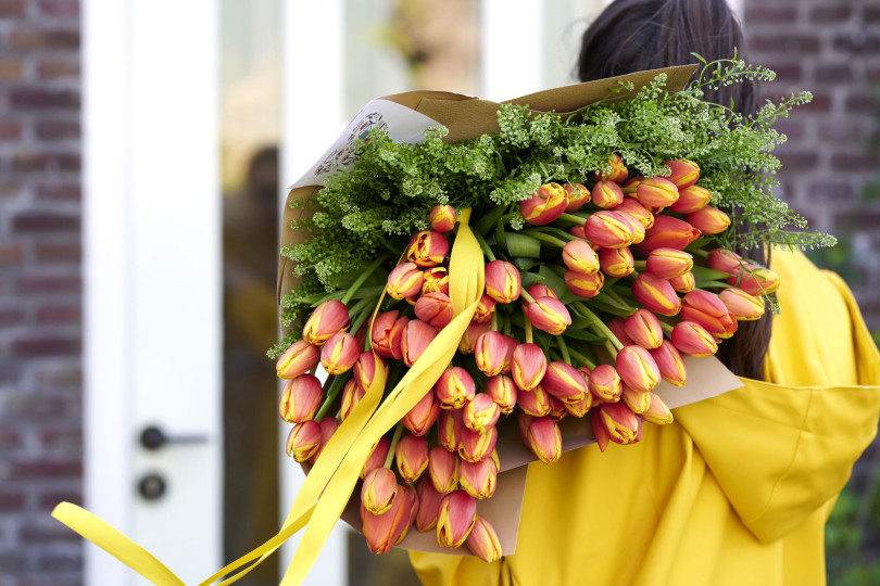 Tulipany w bukietach | Pomysły na wiosenne aranżacje