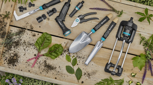 Dbaj o rośliny i wspieraj ochronę środowiska w swoim ogrodzie | Wybierz narzędzia EcoLine z materiałów z odzysku!