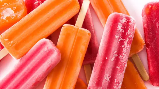 Kolorowe lody na patyku | Owocowe desery na upały!
