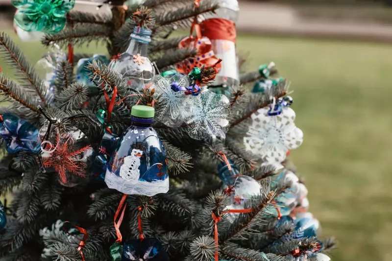 Ozdoby z recyklingu - plastikowa butelka jako ozdoba