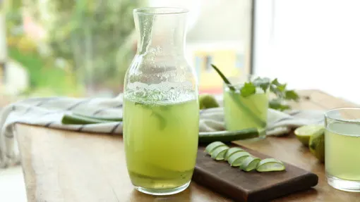 Aloes do picia? Poznaj jego właściwości i szybki przepis na sok