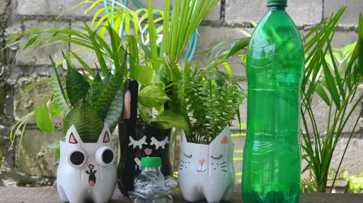 Zrób to z butelki, a każdy będzie pytać: jak stworzyć doniczki z recyklingu?