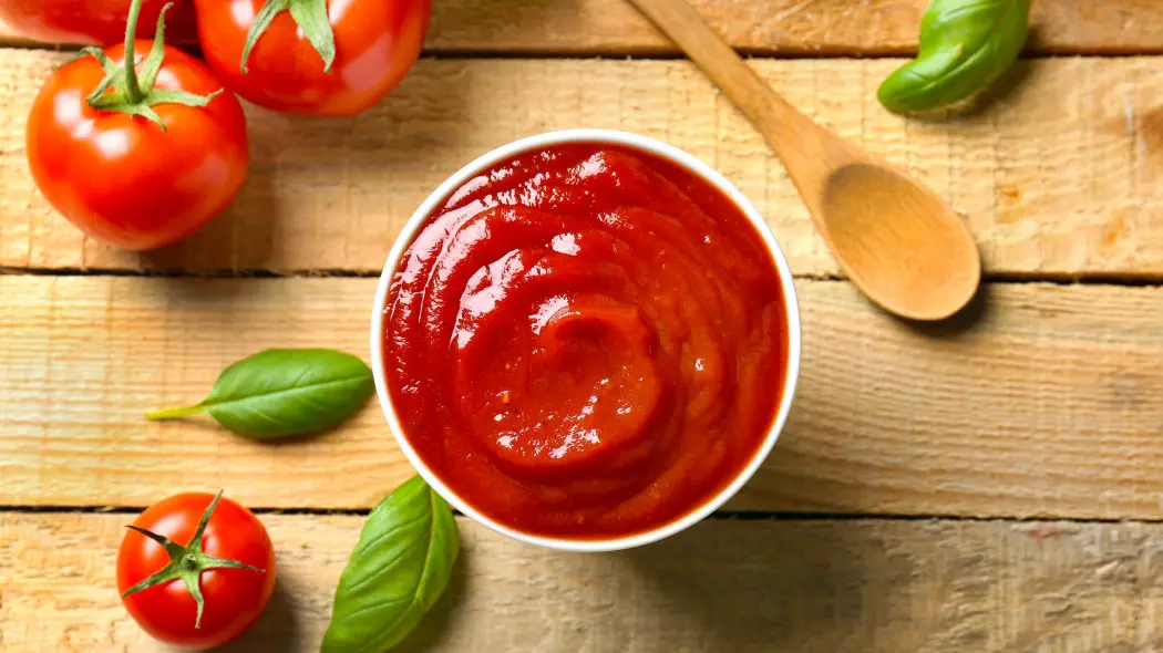 Domowy ketchup z ogrodu – 3 przepisy, które pokochają i dzieci, i dorośli