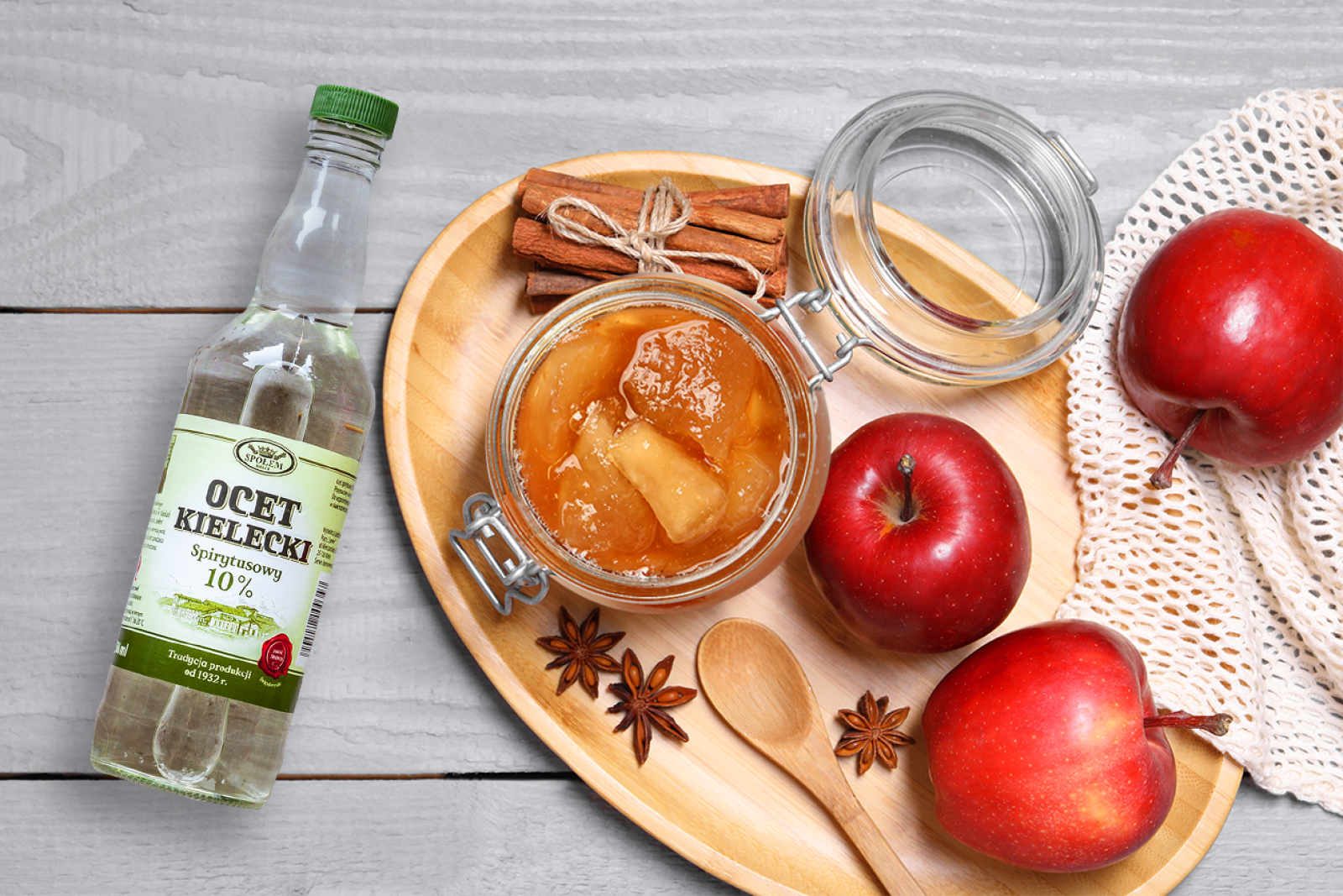 Marynowane jabłka z cynamonem i goździkami? Brzmi odważnie, ale smakuje lepiej, niż myślisz