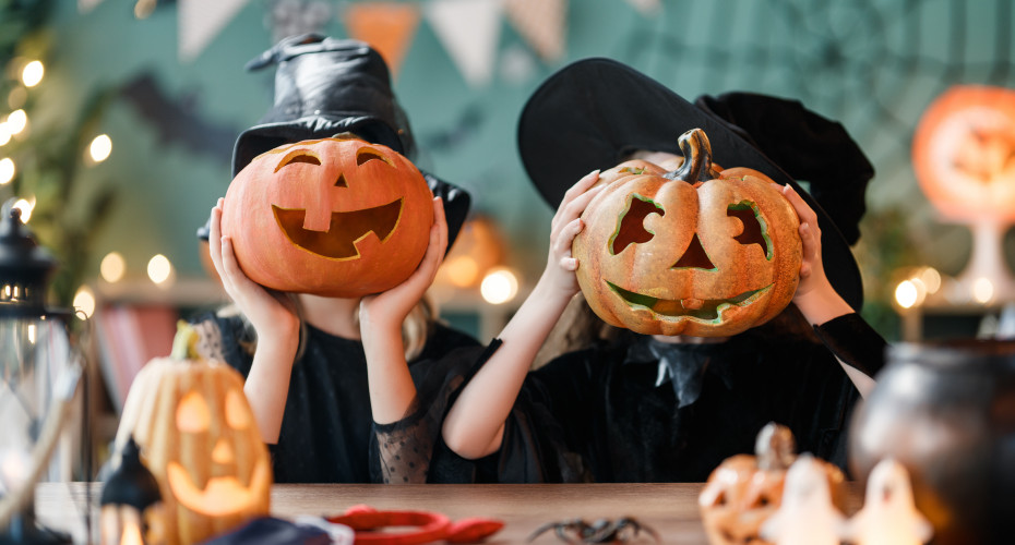 Jak z dyni wyczarować niesamowity lampion na Halloween? | Instrukcja krok po kroku