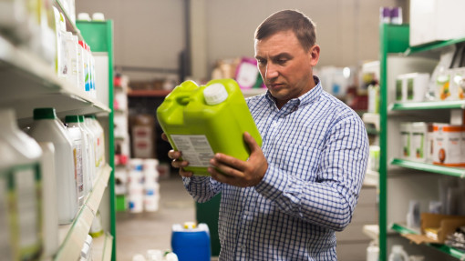 Jak czytać etykiety środków ochrony roślin? Instrukcja obsługi, której nie możesz pominąć