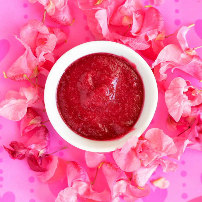 Mus z kwiatów niecierpka gruczołowatego