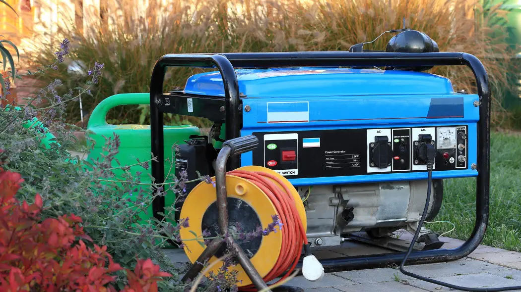 Agregat prądotwórczy do domu – jaką moc wybrać i jak go bezpiecznie podłączyć?