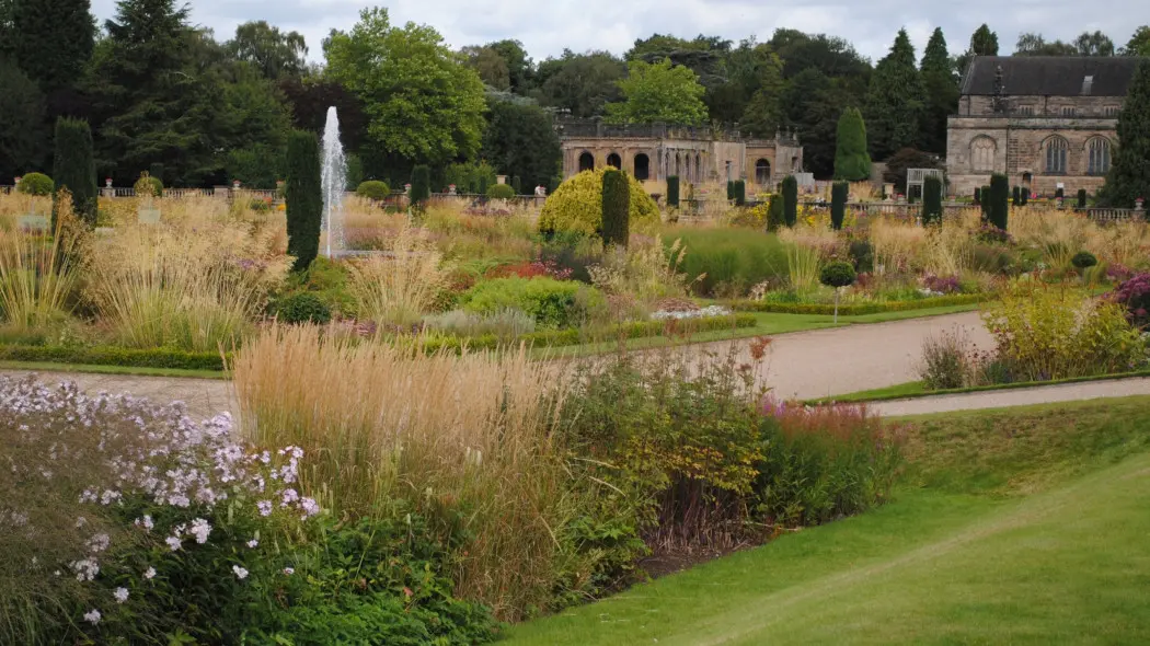 Nowe ogrody w starych ramach