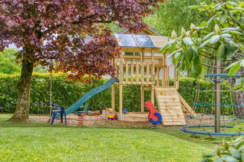 Ogrodowy plac zabaw dla dzieci