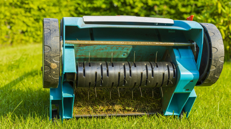 Narzędzie do trawnika - aerator
