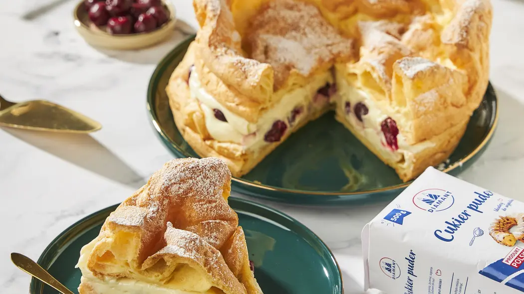 Domowa karpatka jak z cukierni? Z wiśniami smakuje jeszcze lepiej