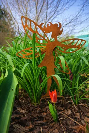 Ozdoba ogrodowa Elf Elerrina